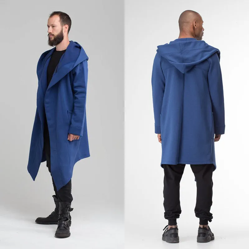 Chaqueta con capucha tipo hipe estilo trench