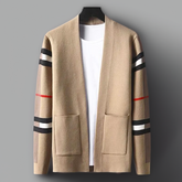 Cardigan de Lana Virgen Premium Remy Royal