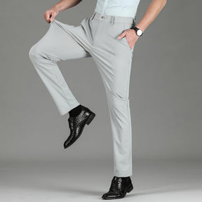 Pantalones de corte ajustado Brooks