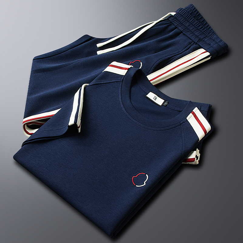 Conjunto de chándal Premium Core