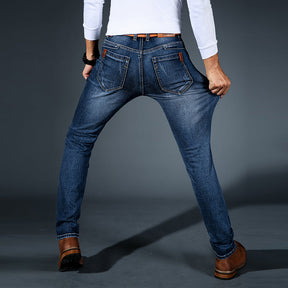 Jeans ajustados de mezclilla extensible para cruceros