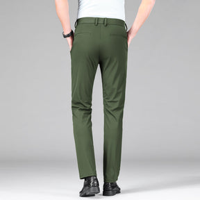 Pantalones de corte ajustado Brooks